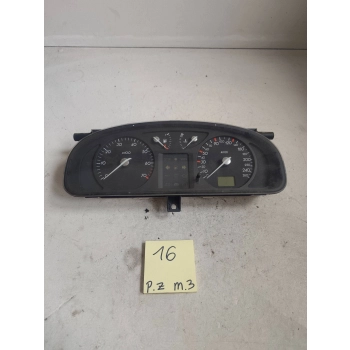 LICZNIK ŚRODEK RENAULT LAGUNA II 389492 GENUINE