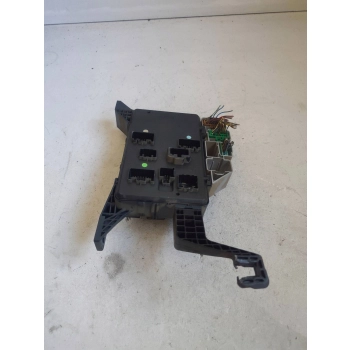 SKRZYNKA BEZPIECZNIKÓW ŚRODEK FORD MONDEO MK III 23487239 GENUINE