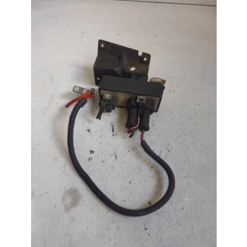 SKRZYNKA BEZPIECZNIKÓW KOMPLETNA ŚRODEK FORD GALAXY 8946513 GENUINE