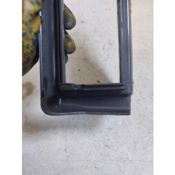 KIESZEŃ DESKI ROZDZIELCZEJ RENAULT CLIO I 7700798685 GENUINE