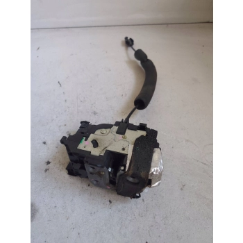 ZAMEK DRZWI PRZEDNICH PRZÓD STRONA PRAWA RENAULT LAGUNA III 238492 GENUINE