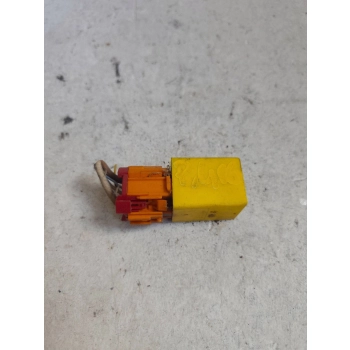 PRZEKAŹNIK 12V ŚRODEK PEUGEOT 406 9622721880 GENUINE