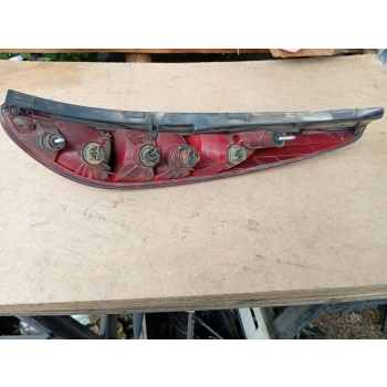 LAMPA TYLNA TYŁ STRONA LEWA FORD MONDEO MK II 123332 GENUINE