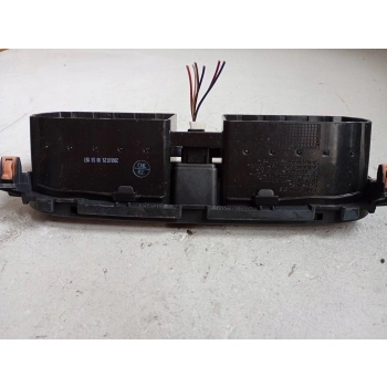 INNA CZĘŚĆ WNĘTRZA ŚRODEK OPEL AGILA B 7381051K00 GENUINE