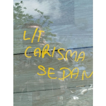 SZYBA BOCZNA DRZWI LEWY TYŁ MITSUBISHI CARISMA SEDAN
