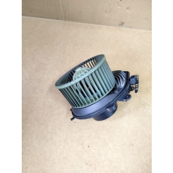 DMUCHAWA NAWIEWU WENTYLATOR WTYCZKA VOLKSWAGEN PASSAT B5