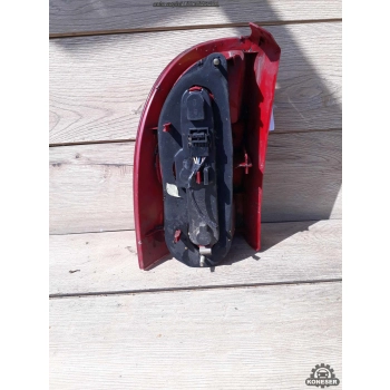 RENAULT MEGANE I 1 KOMBI LAMPA PRAWA TYLNA 039680999000