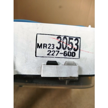 LICZNIK PRĘDKOŚCIOMIERZ MITSUBISHI COLT MR233053