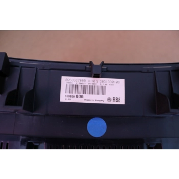 LICZNIK PRĘDKOŚCIOMIERZ VOLKSWAGEN GOLF IV 0263637000