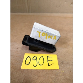 REZYSTOR OPORNICA DMUCHAWY TOYOTA COROLLA E11