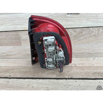 LAMPA TYLNA LEWA LEWY TYŁ VOLKSWAGEN PASSAT B5 LIFT