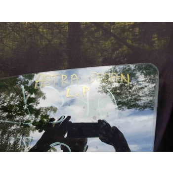 SZYBA BOCZNA LEWA PRZEDNIA LEWY PRZÓD OPEL ASTRA G SEDAN