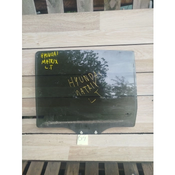 SZYBA BOCZNA DRZWI LEWY TYŁ PRZYCIEMNIONA HYUNDAI MATRIX