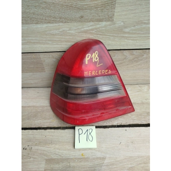 LAMPA TYLNA LEWA LEWY TYŁ MERCEDES W202