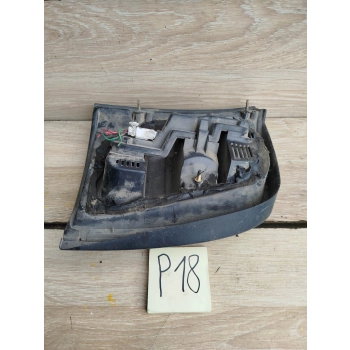 LAMPA TYLNA PRAWA PRAWY TYŁ NISSAN MICRA K11 5D