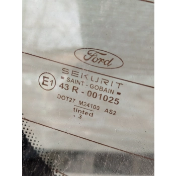 SZYBA TYLNA KLAPY BAGAŻNIKA FORD FOCUS MK1 HB