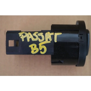 PRZEŁĄCZNIK ŚWIATEŁ REGULATOR LAMP POKRĘTŁO VW PASSAT B5 SEDAN
