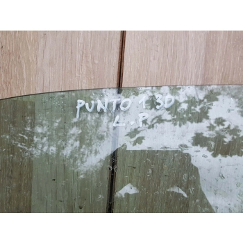 SZYBA BOCZNA LEWA PRZEDNIA LEWY PRZÓD FIAT PUNTO I 3D