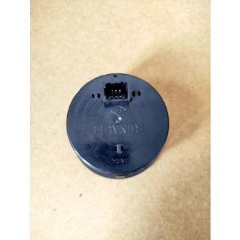 PANEL STEROWANIA NAWIEWEM LEWY PRZÓD RENAULT ESPACE IV 8200367333