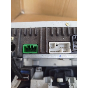 RADIO FABRCZNE PANEL KLIMATYZACJI HONDA JAZZ II 39100-SAA-G121