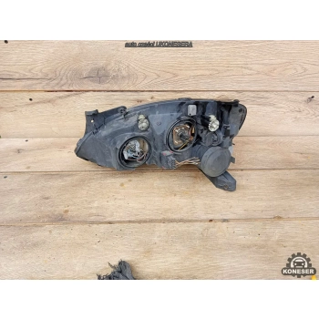 LAMPA PRZEDNIA PRAWA REFLEKTOR PRAWY OPEL COMBO C