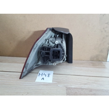 LAMPA TYLNA PRAWA PRAWY TYŁ VOLKSWAGEN GOLF V