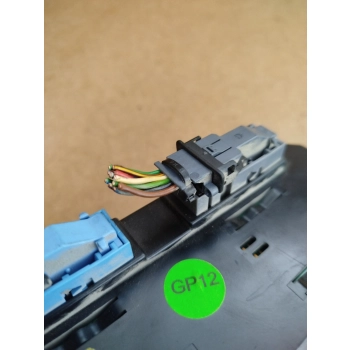 PANEL STEROWANIA NAWIEWEM I OGRZEWANIEM OPEL ZAFIRA B 0AM75/08C68