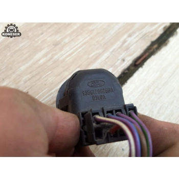 LUSTERKO ZEWNĘTRZNE ELEKTRYCZNE LEWE + REGULATOR WYSOKOŚCI FORD ESCORT