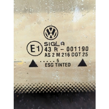 SZYBA KAROSERYJNA PRAWY TYŁ VOLKSWAGEN PASSAT B4 KOMBI