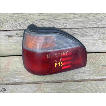 LAMPA TYLNA LEWA LEWY TYŁ NISSAN SUNNY