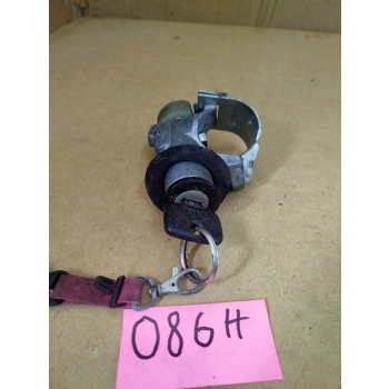 STACYJKA Z KLUCZYKIEM ORYGINAŁ OPEL CORSA B 90069215