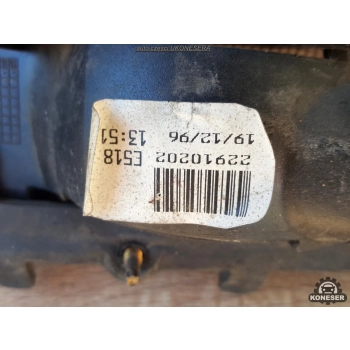 LAMPA KLAPY BAGAŻNIKA PRAWA PRAWY TYŁ TOYOTA CARINA E