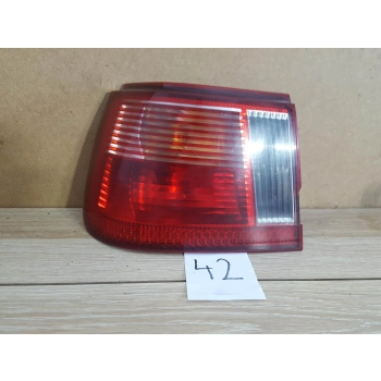 LAMPA TYLNA LEWA LEWY TYŁ SEAT IBIZA II 5D HB