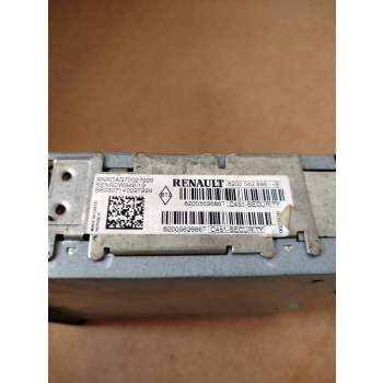 RADIO ODTWARZACZ CD RENAULT FABRYCZNE 8200562686