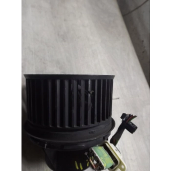 DMUCHAWA NAWIEWU WENTYLATOR Z REZYSTOREM FORD FOCUS II MK2