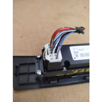 PANEL PRZEŁĄCZNIK SZYB PRAWY TYŁ MAZDA 3 HB 5D