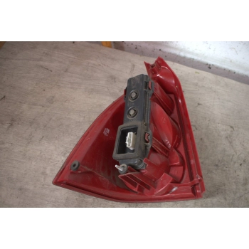 LAMPA PRAWA TYŁ TYLNA PEUGEOT 307