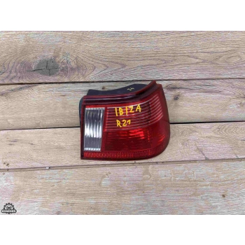 LAMPA TYLNA PRAWA PRAWY TYŁ SEAT IBIZA II