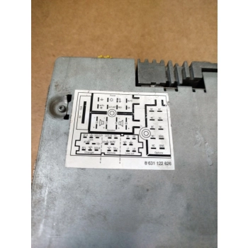 RADIO ODTWARZACZ CD MP3 ZE ZŁĄCZAMI ALPINE CDE 9872RM