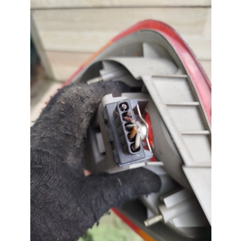 LAMPA TYLNA LEWA LEWY TYŁ FORD FIESTA MK3