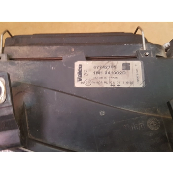 SEAT TOLEDO II 2 LEON I 1 REFLEKTOR LAMPA PRZEDNIA PRAWA 67742701 1M1 941002D VALEO