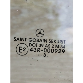 SZYBA BOCZNA DRZWI LEWY PRZÓD MERCEDES VANEO W414