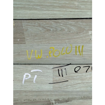 SZYBA BOCZNA DRZWI PRAWY TYŁ VOLKSWAGEN POLO III