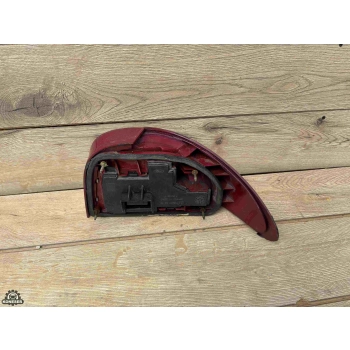 LAMPA TYLNA LEWA LEWY TYŁ FORD MONDEO MK1 SEDAN
