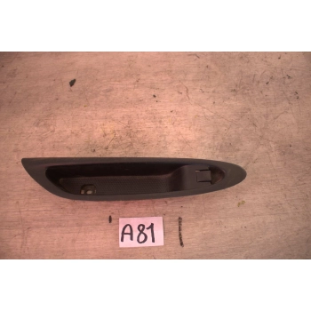 MAZDA MPV II PANEL PRZEŁĄCZNIK SZYB PRAWY PRZÓD