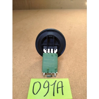 REZYSTOR OPORNICA DMUCHAWY VOLKSWAGEN POLO 9N