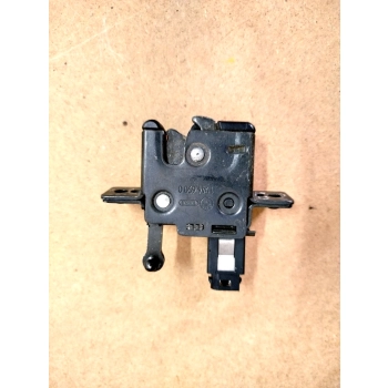 ZAMEK KLAPY BAGAŻNIKA BMW E34 19446900