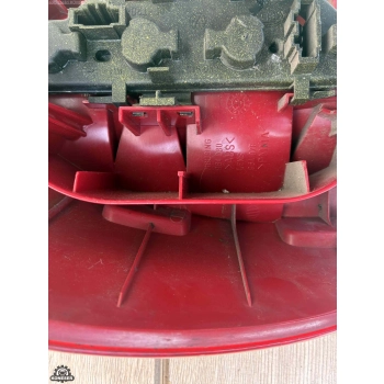 LAMPA TYLNA PRAWA PRAWY TYŁ VOLKSWAGEN POLO 6N