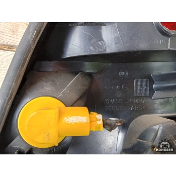 LAMPA TYLNA LEWA LEWY TYŁ PEUGEOT 806 MAŁA RYSA