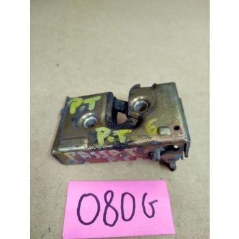 ZAMEK DRZWI PRAWY TYŁ VOLKSWAGEN PASSAT B4 357839016D